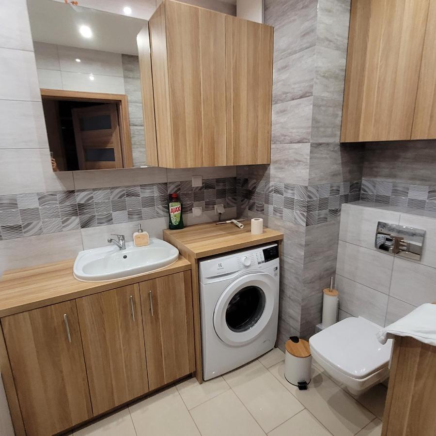 Queen Apartament Centrum Z Garazem มินส์ค มาโซเวียซกี ภายนอก รูปภาพ